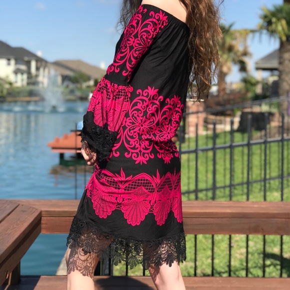 Boutique country cowgirl dress with lace. - Picture 4 of 7